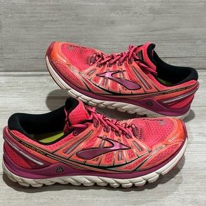 Brooks Running Shoes / Sneakers